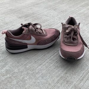 Nike Waffle One 'Pink Glaze' DC0481-601, child size US 13.5
